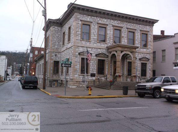 225 W Main St, Frankfort, KY 40601